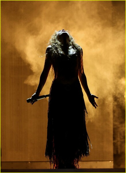 shakira-world-tour-opening-night-2025-115.jpg