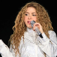 Shakira-33-e1739375498826.jpg