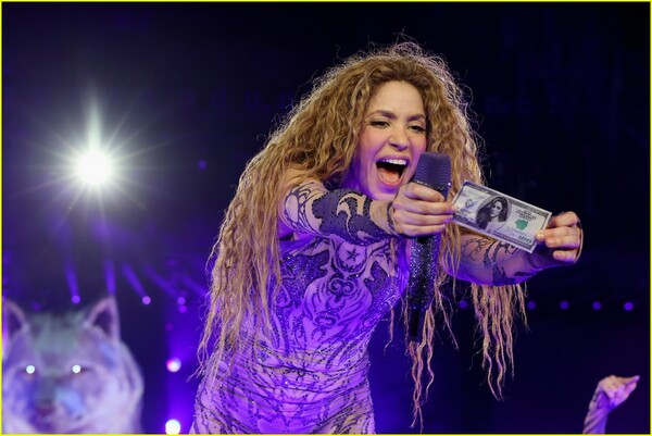 shakira-concert-colombia-59.jpg