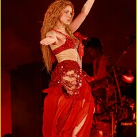 shakira-concert-colombia-44.jpg