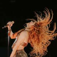 shakira_northamerica_1741474348_3584069067390377580_42344757453.jpg