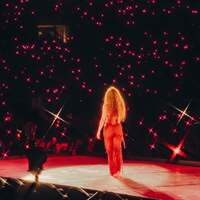 shakira_1747202686_3632121848725288360_217867189.jpg