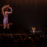 83807102007-05222025-shakira-drm-010.jpg