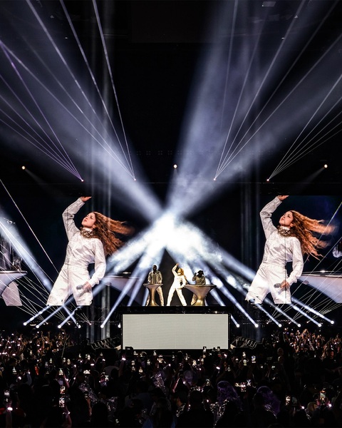 shakira_1748375104_3641956798623078287_217867189.jpg