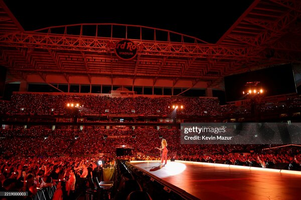 gettyimages-2219000003-2048x2048.jpg