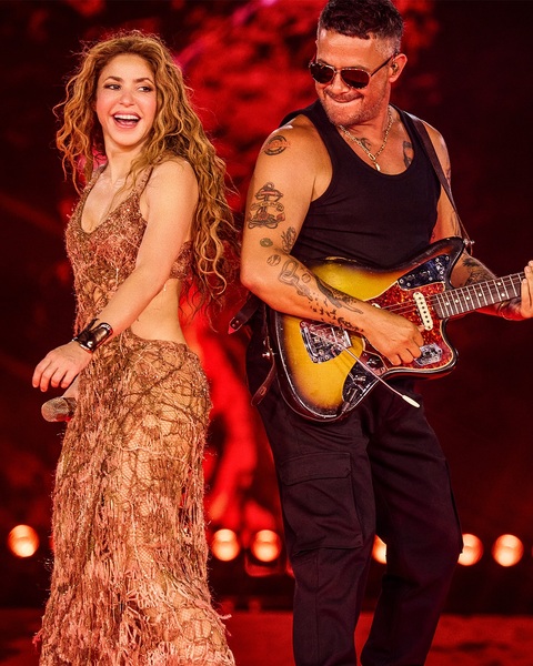 shakira_1749391200_3650272776653282249_217867189.jpg