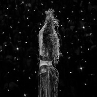 shakira_1749736800_3653327704388919710_217867189.jpg