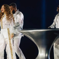 20615500_web1_WEB-KATS-SHAKIRA-JUN29-25-MC-0008.jpg