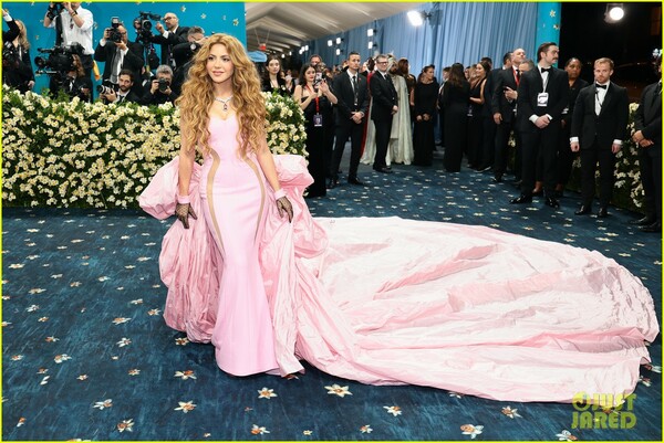 shakira-met-gala-2025-7.jpg