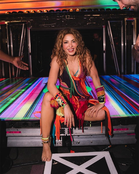 shakira_1747978120_3638626656965856336_217867189.jpg