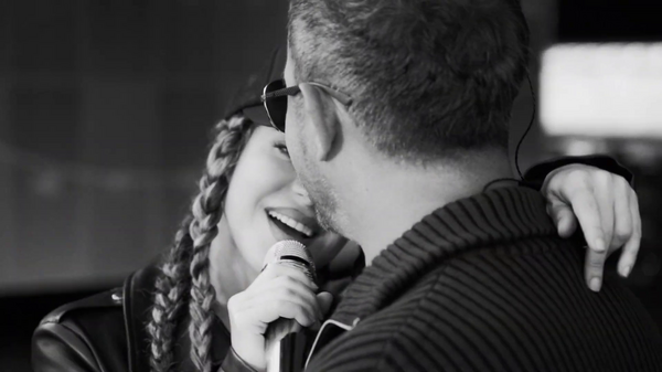 www_shakirafrance_fr_besame_00042.png