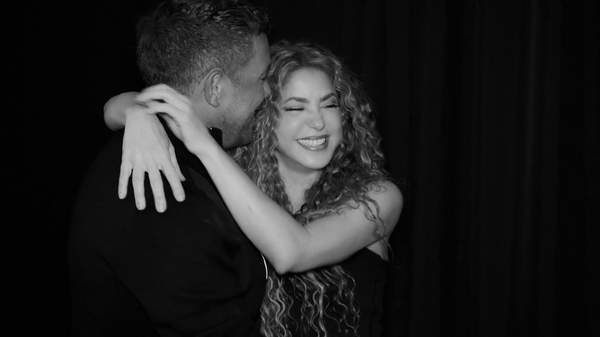www_shakirafrance_fr_besame_00137.png