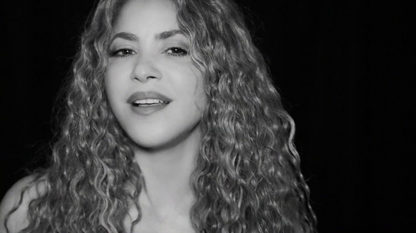 www_shakirafrance_fr_besame_00147.png