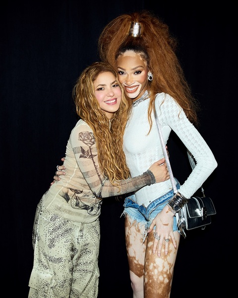 shakira_1749391200_3650272776636427460_217867189.jpg