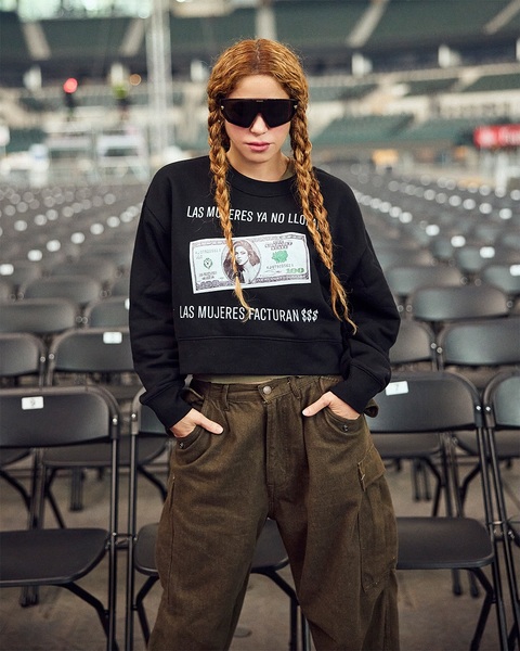 shakira_1749736800_3653327704389005835_217867189.jpg