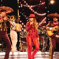 shakira_1756051004_3706346915778798687_217867189.jpg