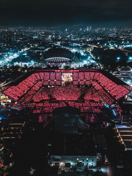 shakira_1756602607_3710974096499842095_217867189.jpg