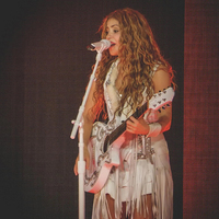 shakiradailys_1757450214_3718084342683158127_68165282392_copie.jpg