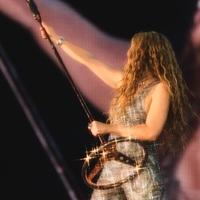 shakira_1757791793_3720949715585610301_217867189.jpg