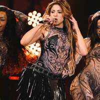 shakira_1759092914_3731864306007815933_217867189~0.jpg