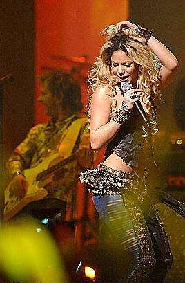 Shakira-5.jpg