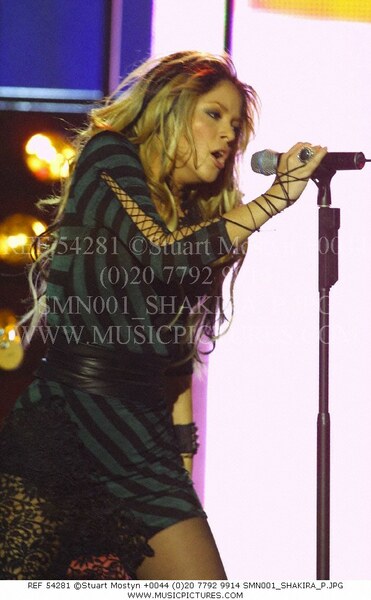 wmasmn001_shakira_p.jpg