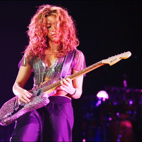 45727_shakira_liveconcert10_122_431lo.jpg