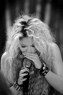 Shakira6b.jpg