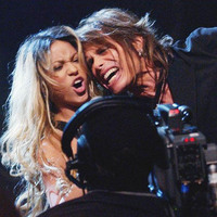 Shakira_-_MTV_Icon_Aerosmith_2002_-_9.jpg