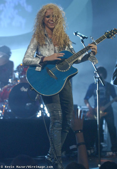 shakira_019.jpg