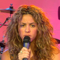 abc_gma_shakira2_051202_t.jpg