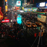 shakiratimessquare83el.jpg