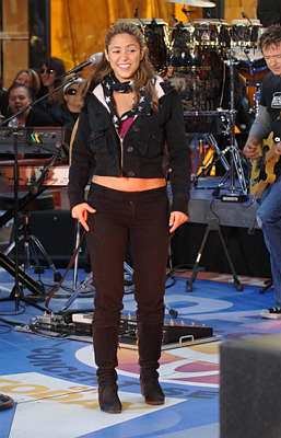 R0122-Shakira17156833.jpg