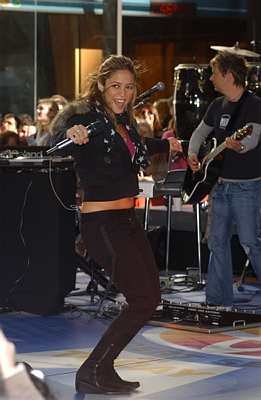 SS013-Shakira23_428_PI_SS.jpg