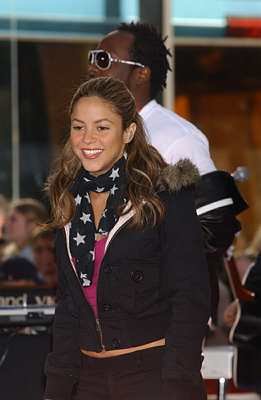 SS013-Shakira30_428_PI_SS.jpg