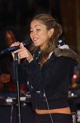 SS013-Shakira65_428_PI_SS.jpg