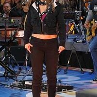 R0122-Shakira17156833.jpg