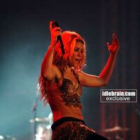 shakira-abudhabi014.jpg