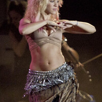 Shakira2BShakira2BRock2BRio2BFestival2B1d4MZzWXywOl.jpg