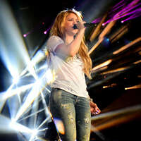 Shakira_-KIIS-FM-2014-Wango-Tango--38.jpg