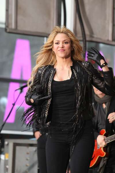 Shakira_-Performs-Live-at-Today-Show--12.jpg