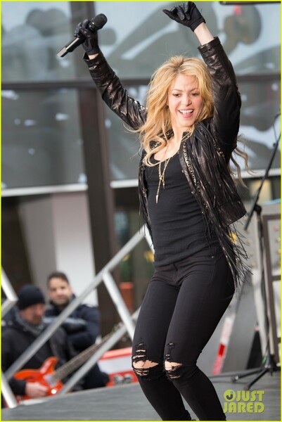 shakira-brings-the-house-down-with-hips-dont-lie-empire-on-today-show-01.jpg