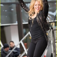 shakira-brings-the-house-down-with-hips-dont-lie-empire-on-today-show-01.jpg