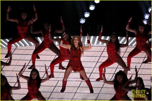 shakira-super-bowl-halftime-show-2020-11.jpg