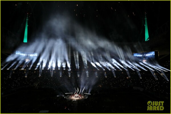 shakira-super-bowl-halftime-show-2020-12.jpg