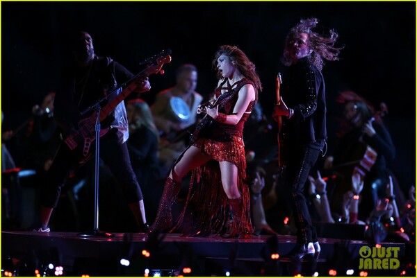 shakira-super-bowl-halftime-show-2020-20.jpg