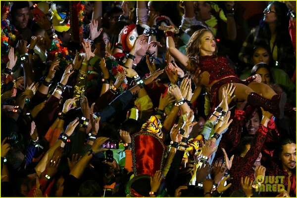 shakira-super-bowl-halftime-show-2020-28.jpg