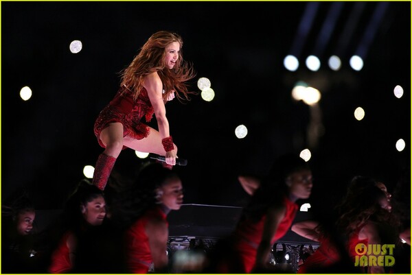 shakira-super-bowl-halftime-show-2020-45.jpg