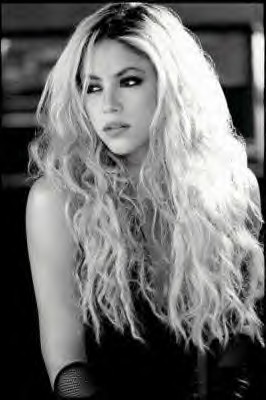 shakira97.jpg